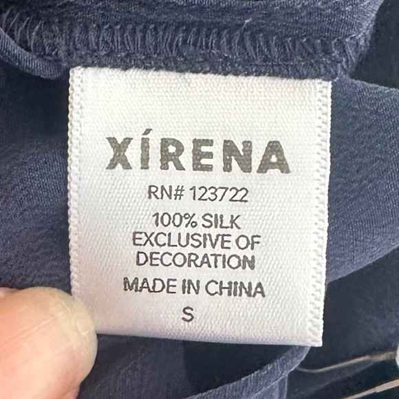 XiRENA 100% Silk Mercer Straight Leg Pant Navy Blue Small NWT Luxury Lightweight - Picture 11 of 14